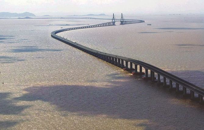 East China sea bridge to Yangshan Deep Sea Port