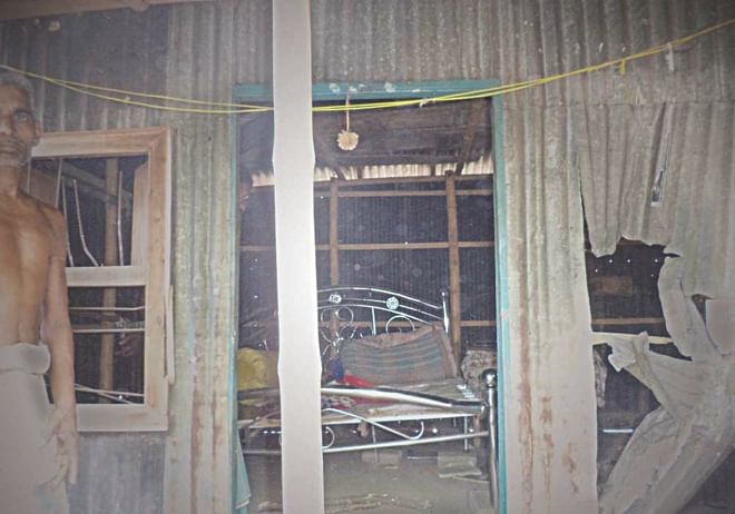 The vandalised homes of Hindus at Demra Bazar area in Faridpur upazila in Pabna. A mob went on the rampage there yesterday after a Hindu man had allegedly attempted to assault a girl. Photo: Star