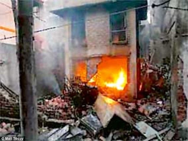 Two suspected militants were killed in the October 2 blast in Burdwan of India. Photo: Mail Online