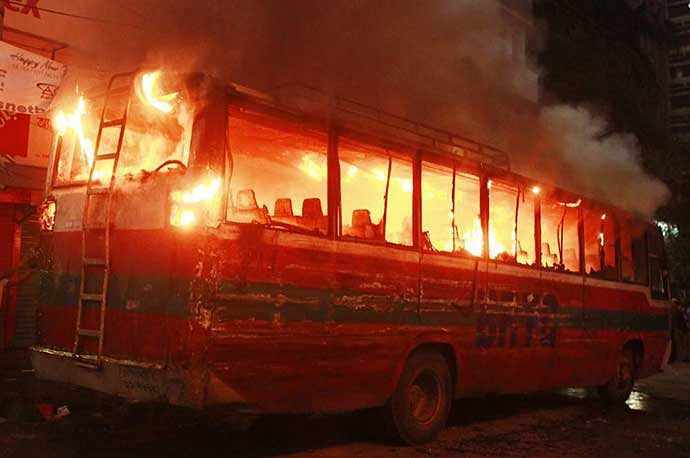 Miscreants torch a bus in capital's Motijheel area during the second day of opposition-called blockade on Thursday