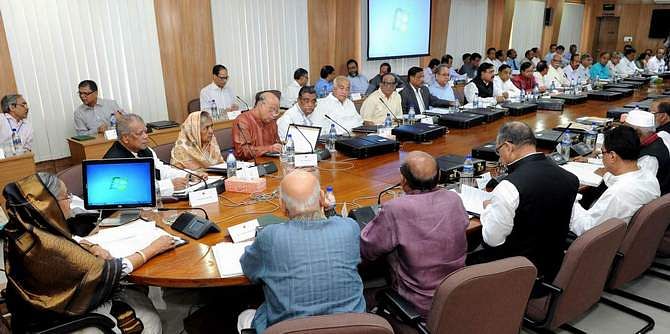 This PID photo taken on August 4, 2014 shows Prime Minister Sheikh Hasina chairs a cabinet meeting at the Secretariat in the capital. 