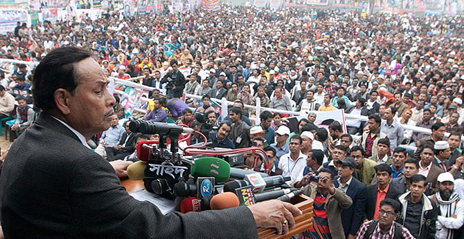 JP Chairman HM Ershad addressing a rally at Suhrawardy Udyan in Dhaka on Janurary 1, 2015.