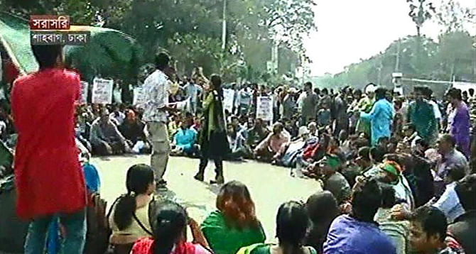  Gonojagoron Mancha activists stage demonstration at Shahbagh in Dhaka protesting recent violence and terrorism in Bangladesh. Photo: TV grab