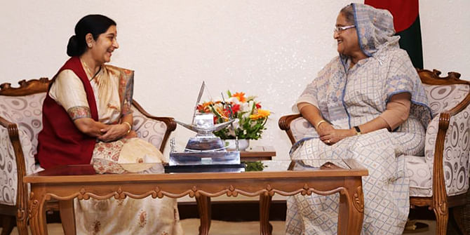 Prime Minister Sheikh Hasina meets visiting Indian External Affairs Minister Sushuma Swaraj at her office in the capital on Thursday. Photo courtesy of High Commission of India, Dhaka