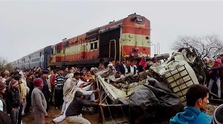 12 killed as train rams into vehicle at unmanned crossing in Hisar of India. Photo taken from Twitter/‏@IndianExpress