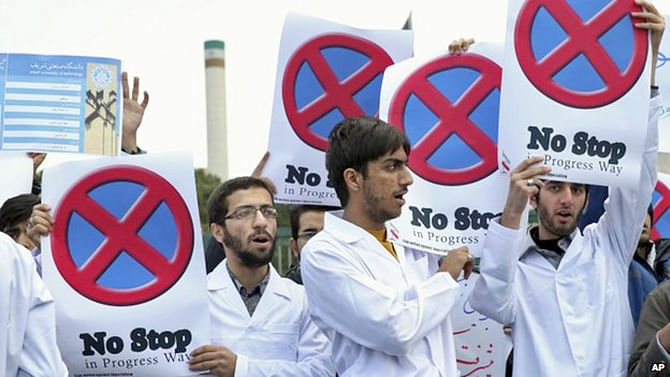 Students in Tehran held a protest in support for Iran's nuclear programme. Photo: AP  