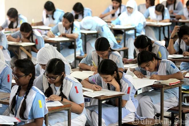 This Star file photo shows examinees from Viqarunnisa Noon School and College are taking part in JSC examination at Motijheel Ideal School and College centre in the capital.
