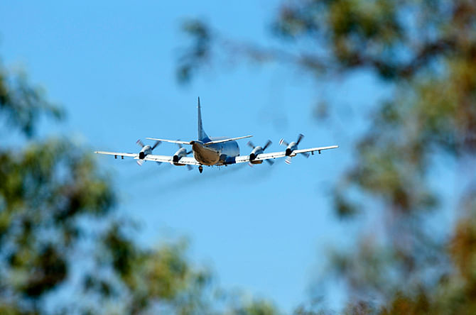 A Republic of Korea P-3 Orion aircraft leaves the Royal Australian Air Force (RAAF) Base Pearce during search for the missing Malaysia Airlines MH370, near Perth on March 28. Photo: Reuters