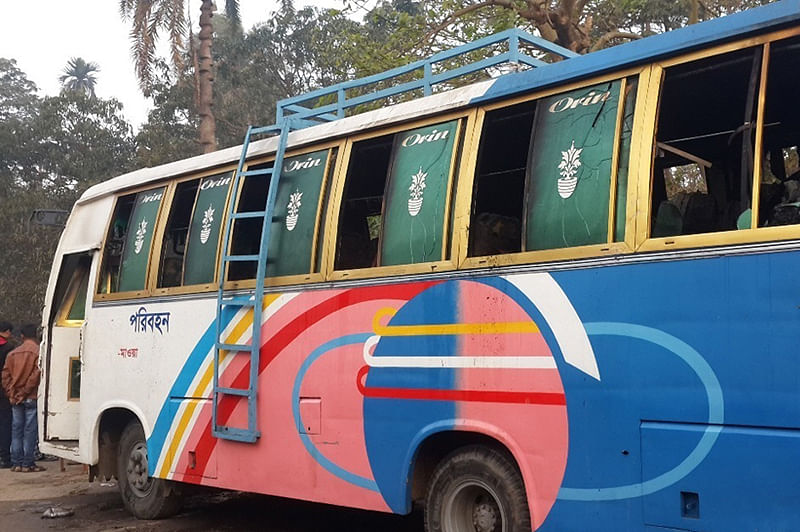 A bus owned by Godhuli Paribahan that runs in Dhaka-Mawa route. Photo: Banglar Chokh