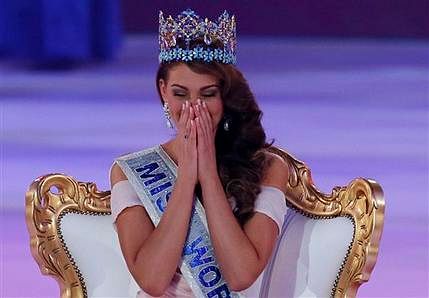 Miss South Africa Rolene Strauss gestures, after being crowned Miss World 2014 during the finale of the competition at the ExCel centre in London, Sunday, Dec. 14. Photo: AP