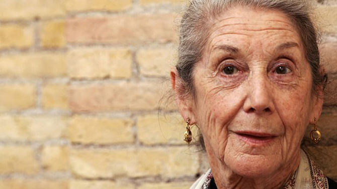 The photo of Nadine Gordimer has been taken from BBC Online 