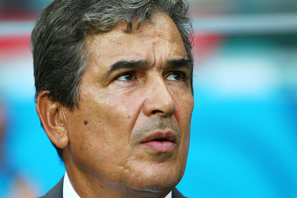 Head coach Jorge Luis Pinto of Costa Rica looks on during the 2014 FIFA World Cup Brazil Quarter Final match between the Netherlands and Costa Rica at Arena Fonte Nova on July 5, 2014 in Salvador, Brazil. Photo: Getty Images