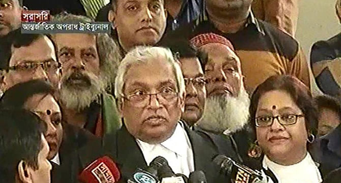 Prosecutor Rana Dasgupta briefs media over the death sentence verdict on former minister Syed Mohammad Qaisar for his alleged crimes against humanity during the Liberation War. Photo: TV grab