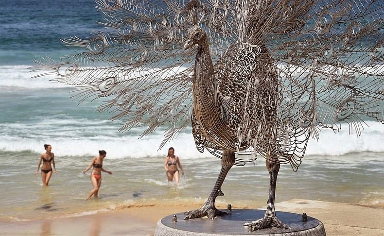 A peacock sculpture by Byeong Doo-moon titled ‘Our memory in your place’. Photo taken from Amusing Planet/ William West