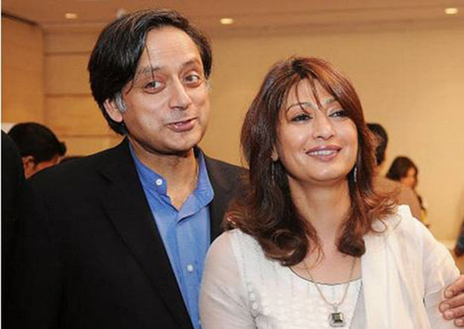 Shashi Tharoor along with his wife Sunanda Pushkar during a function in Mumbai. Times of India file photo